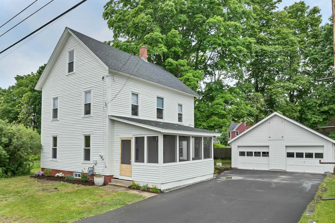 Photo of 33 Spruce