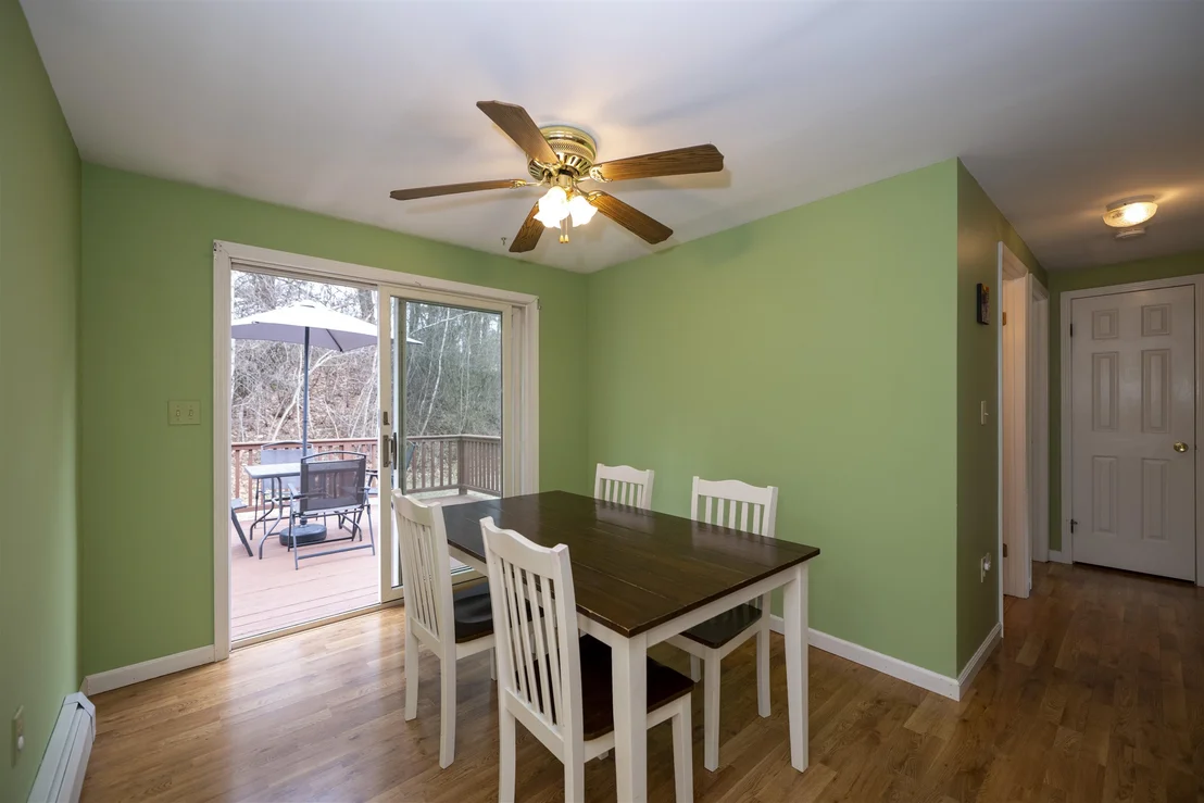 Photo of 401 Colonial