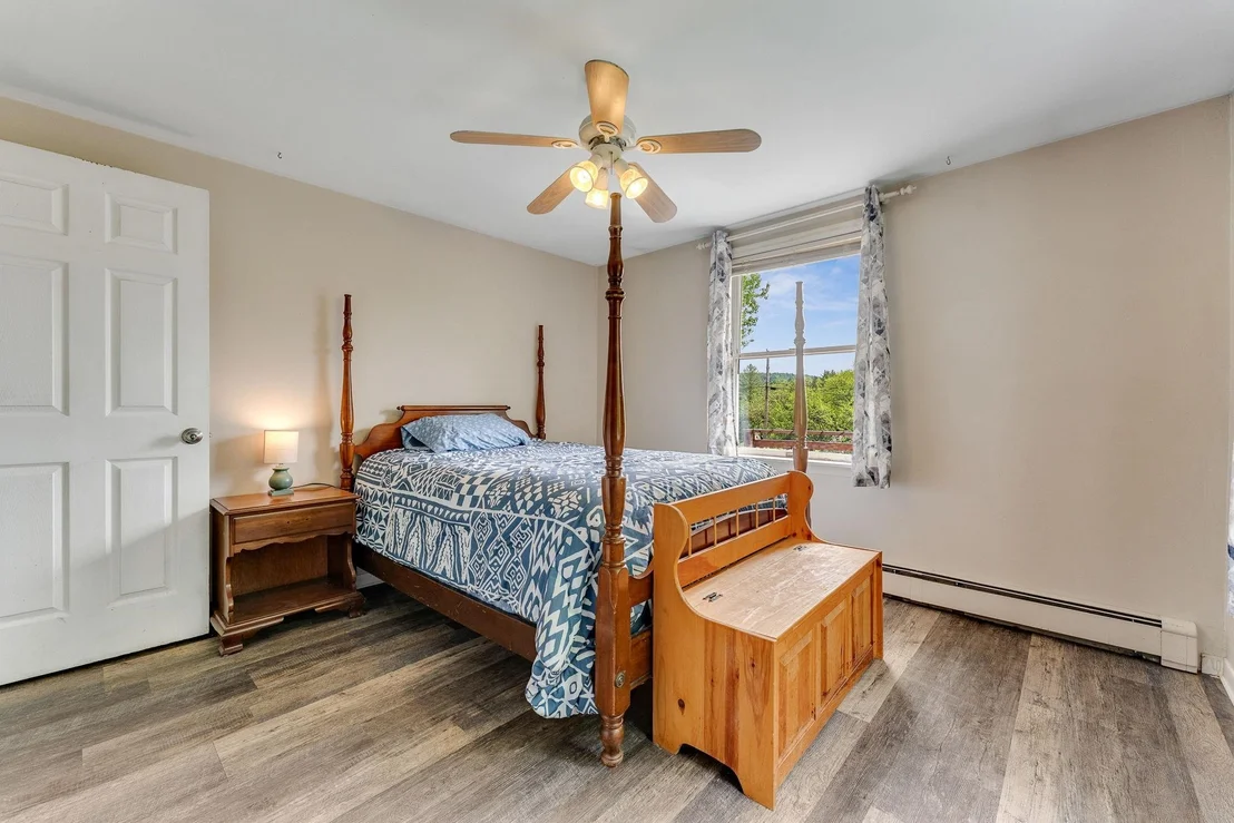 Photo of 387 Foote Brook