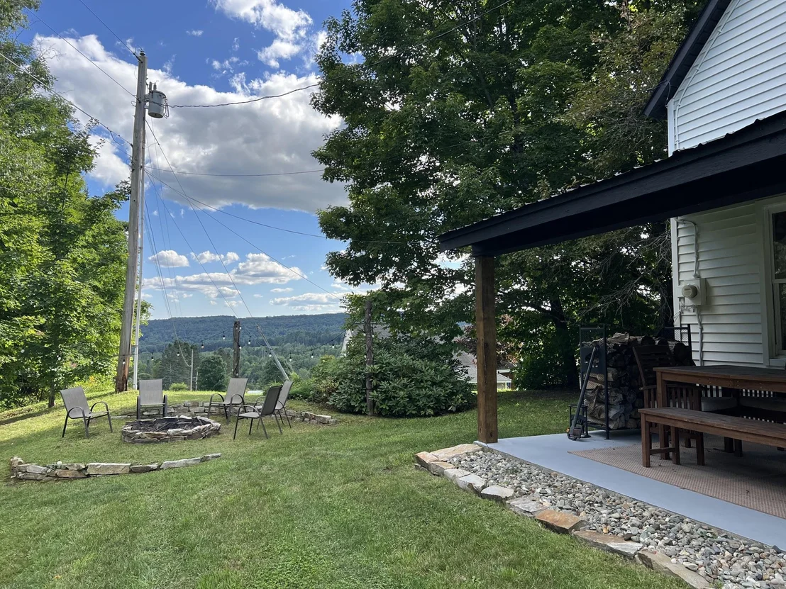 Photo of 135 East Ridge