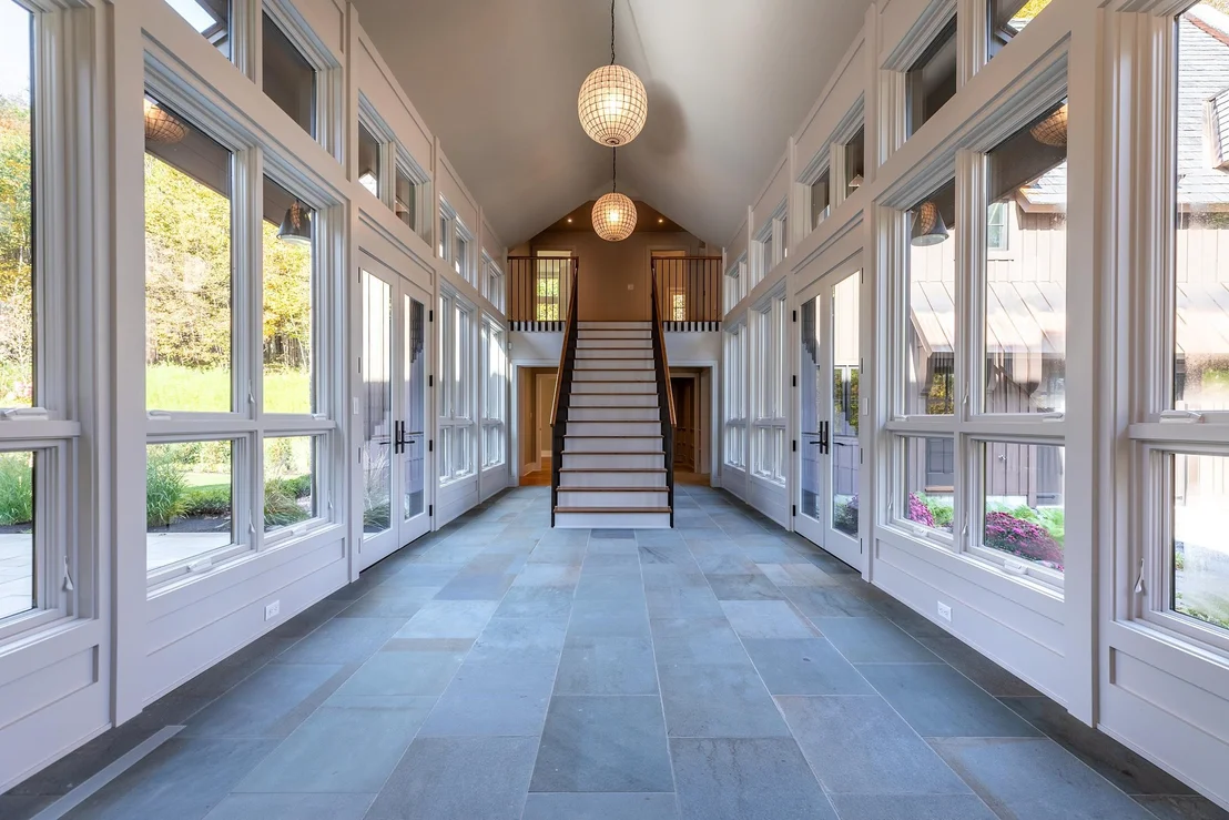 Photo of 515 West Fields