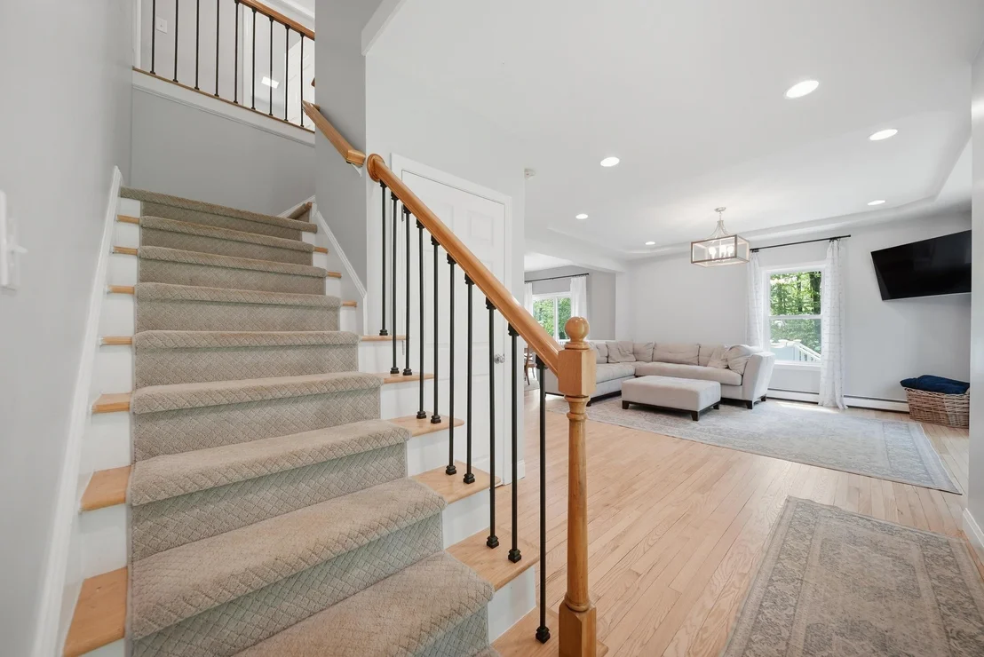 Photo of 7 Stony Point