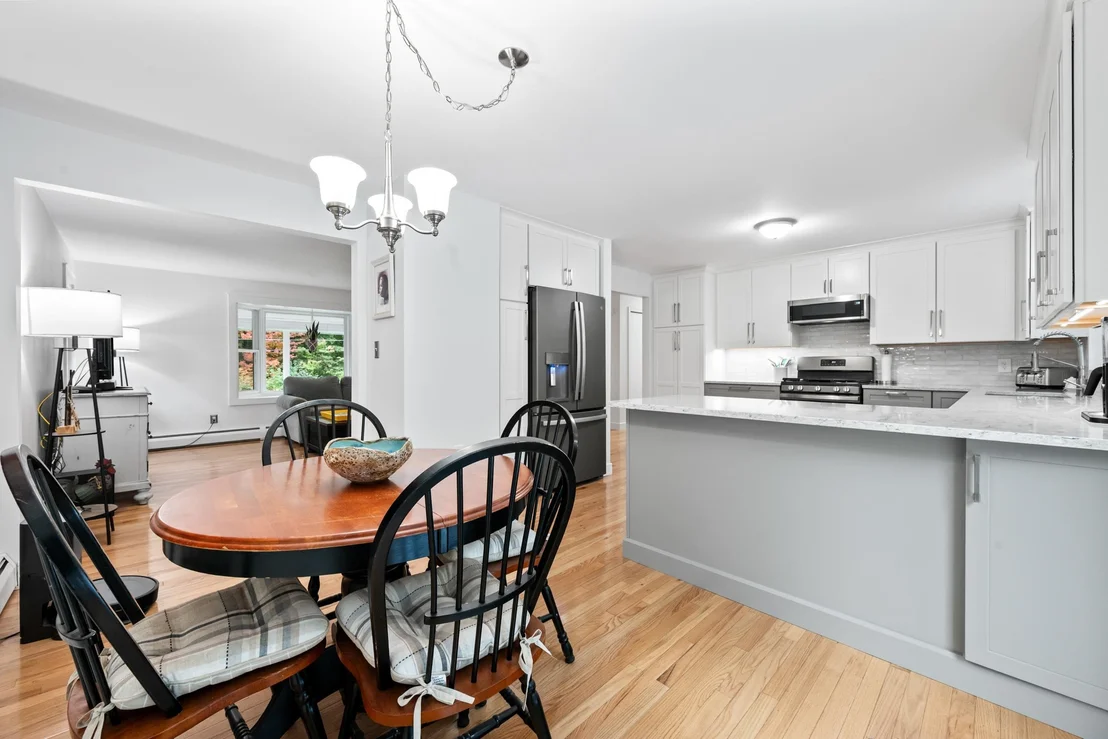 Photo of 42 Crestwood