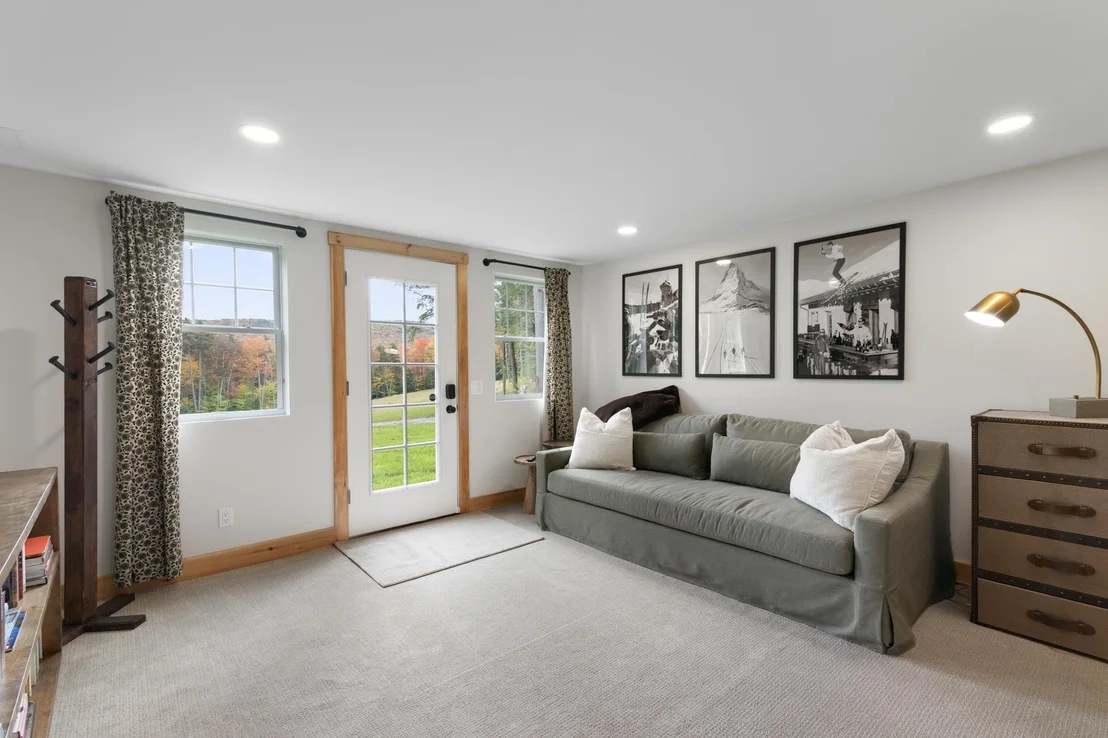 Photo of 92 Oakmont