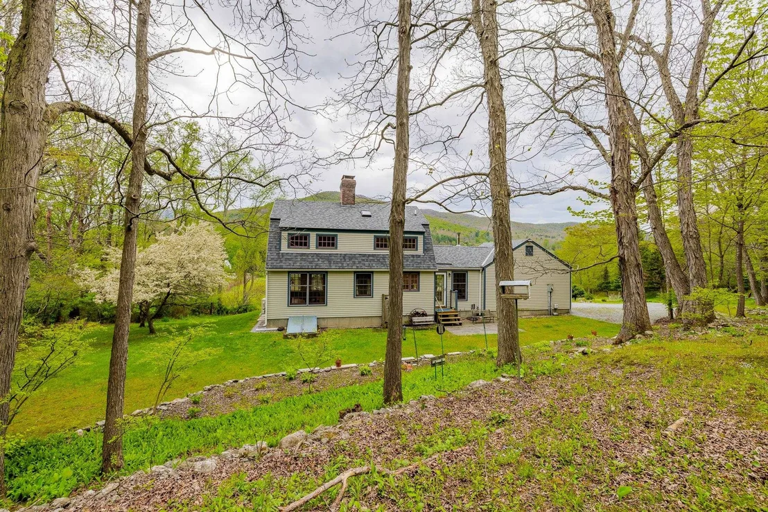 Photo of 136 Fox Run