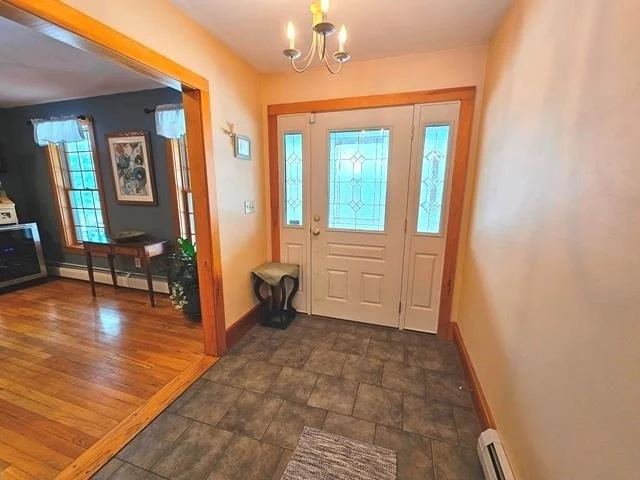 Photo of 692 Old Walpole