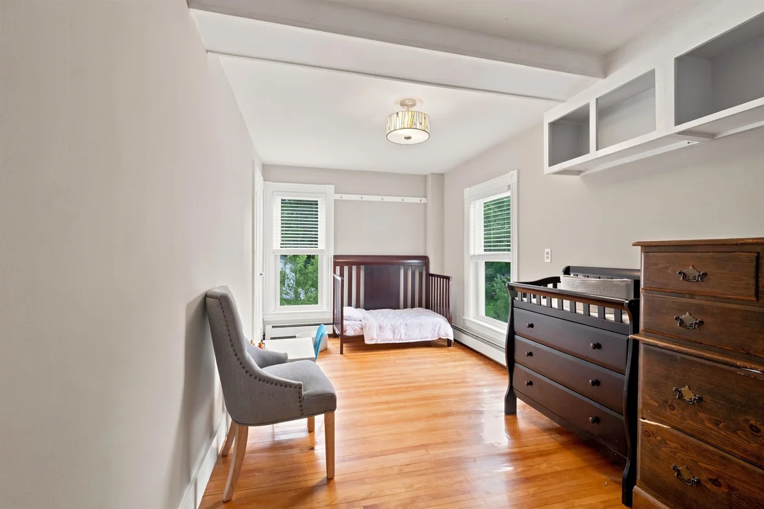 Photo of 460 Main