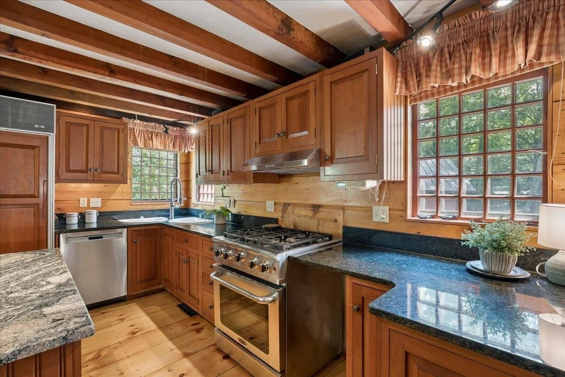 Photo of 14 Walnut Hill