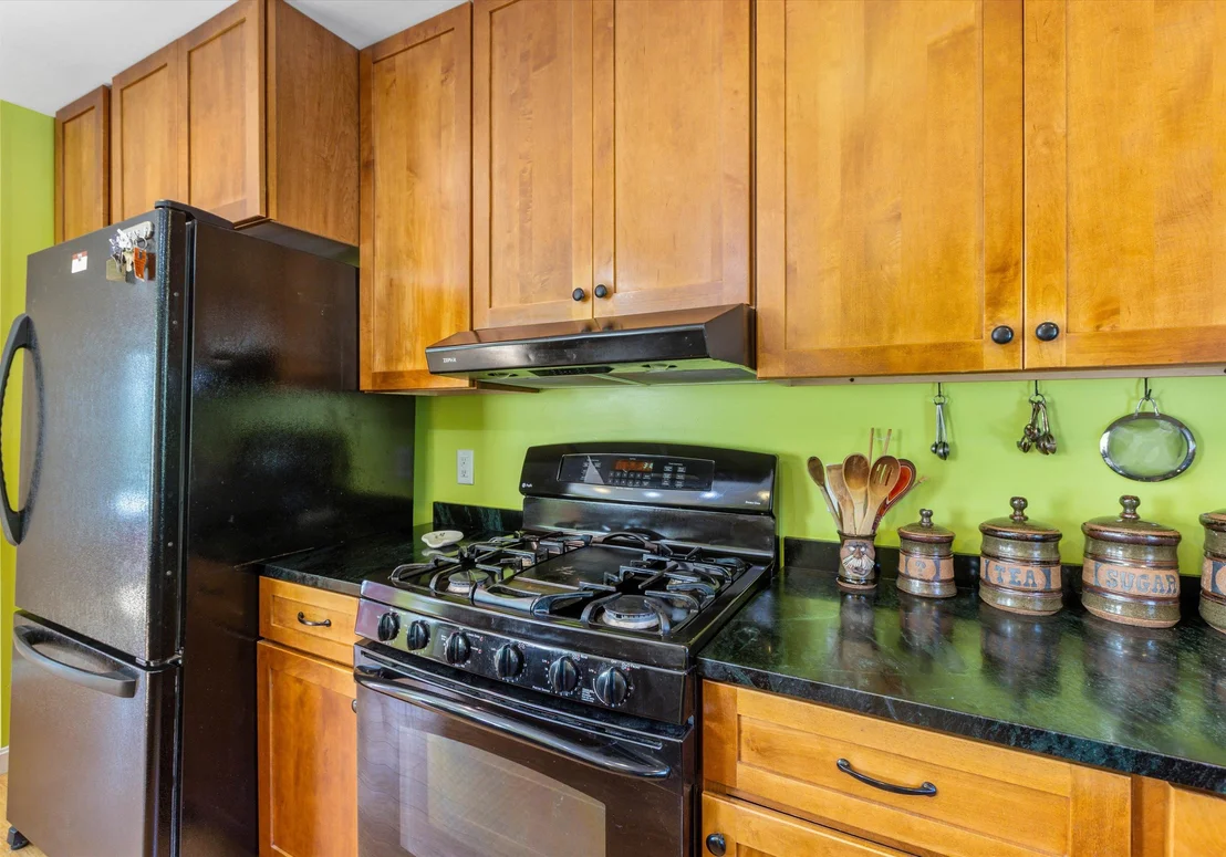 Photo of 408 Dubray