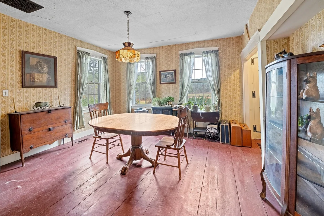Photo of 298 Jenneville
