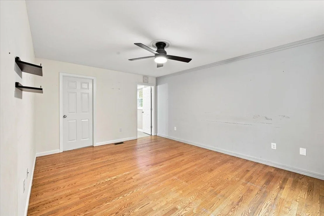 Photo of 5 Ames