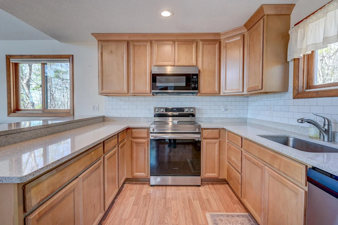 Photo of 27 Upper Lake View