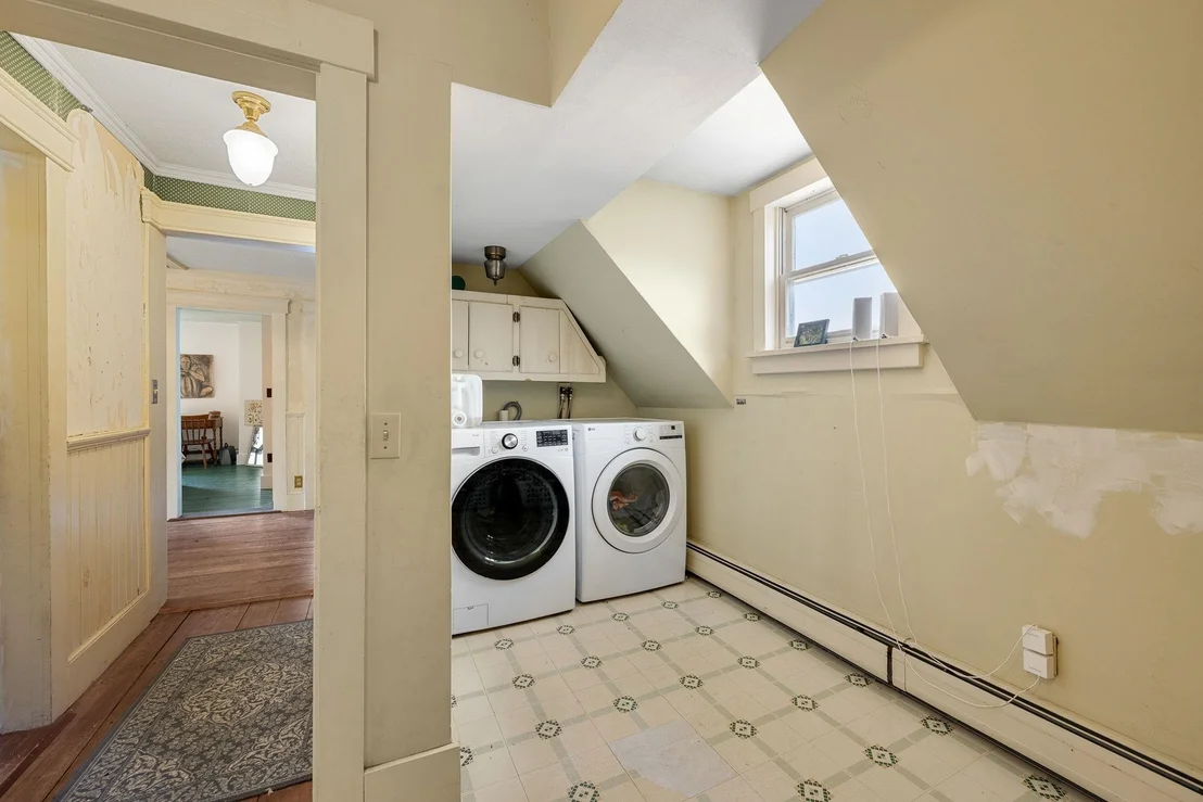 Photo of 546 Anderson