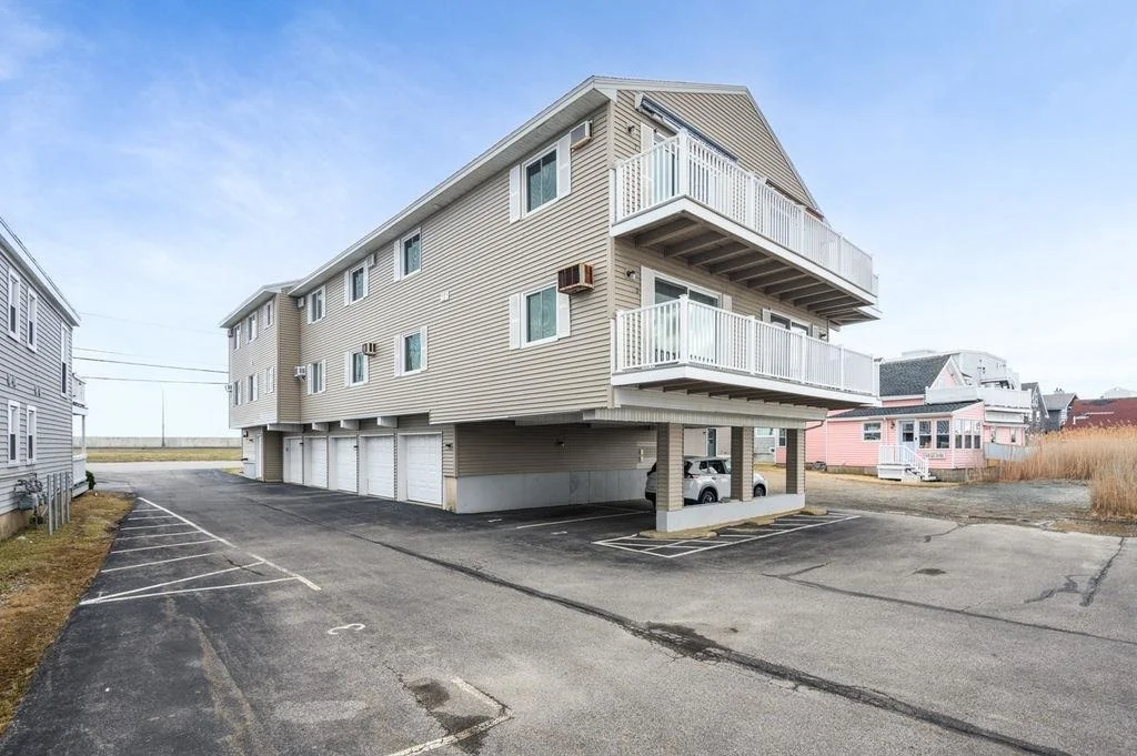 Photo of Unit 3 at 611 Ocean