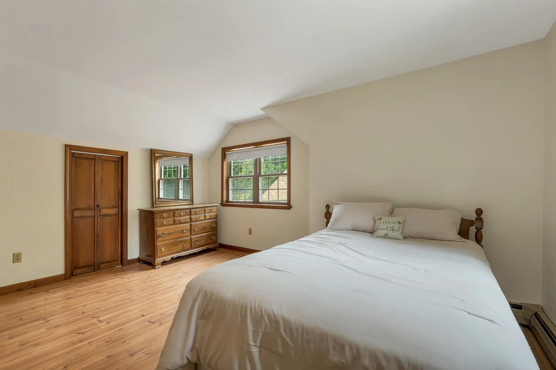 Photo of 36 Glidden