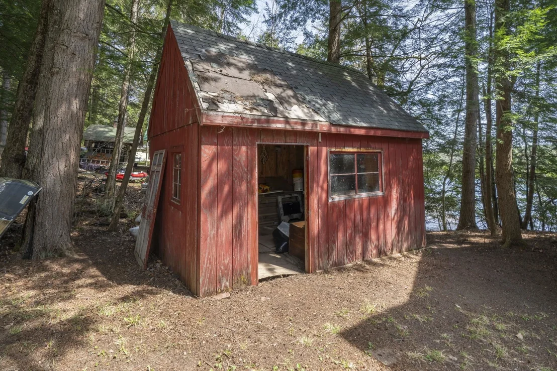 Photo of 408 Whitney