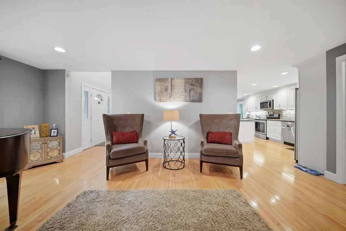 Photo of 17 Laurel