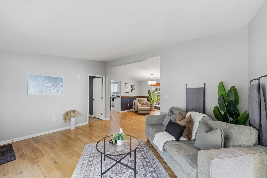 Photo of 167 Tucker