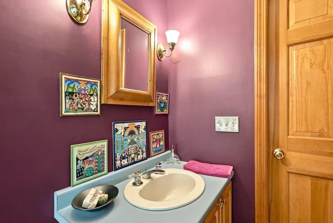 Photo of 656 Highland