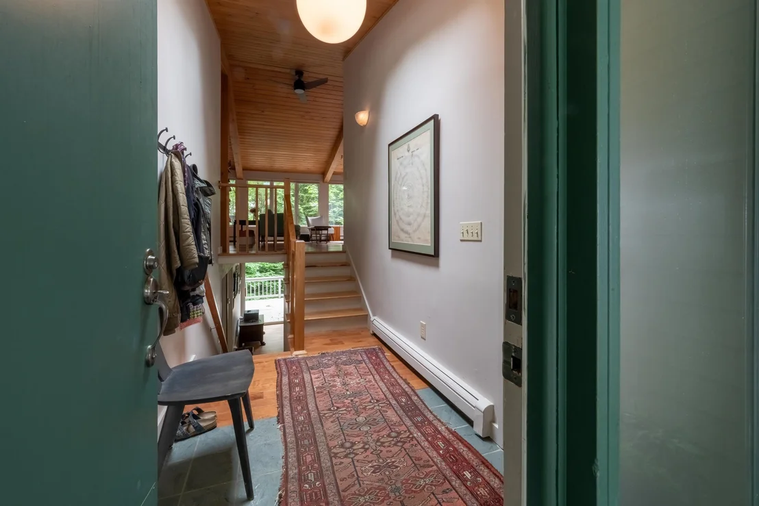 Photo of 477 Morgan