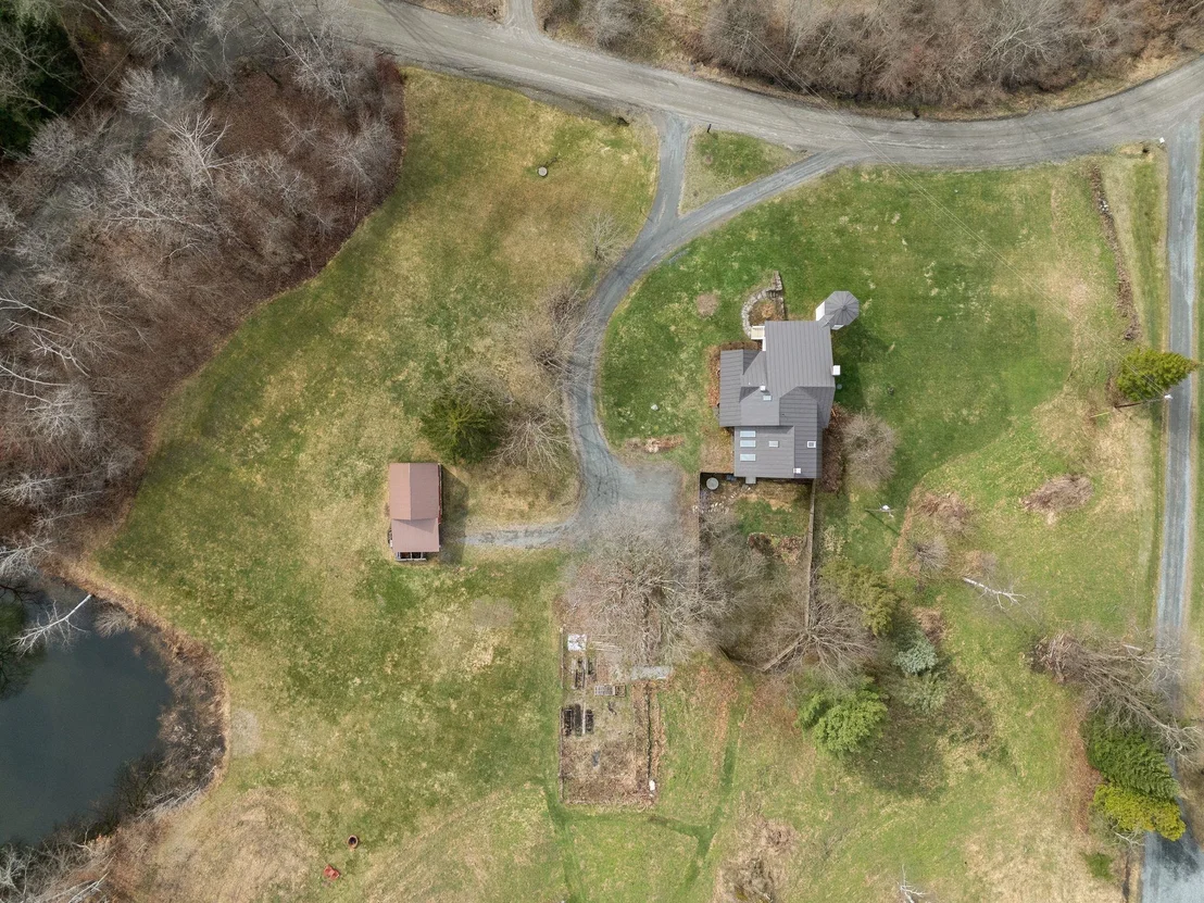 Photo of 441 Rhoades Hill
