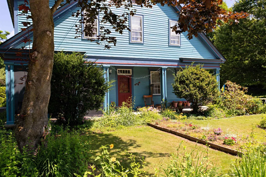 Photo of 535 Oxbow