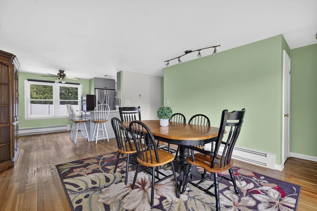 Photo of 75 Forest Park