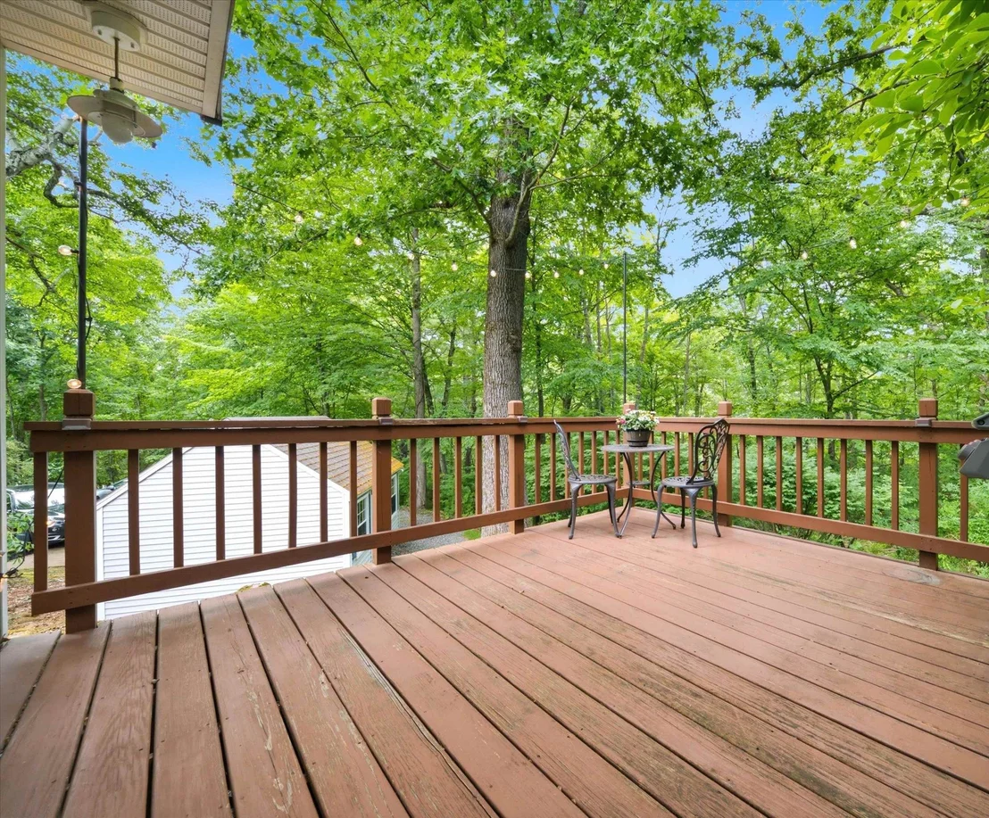 Photo of 107 Hackett Hill