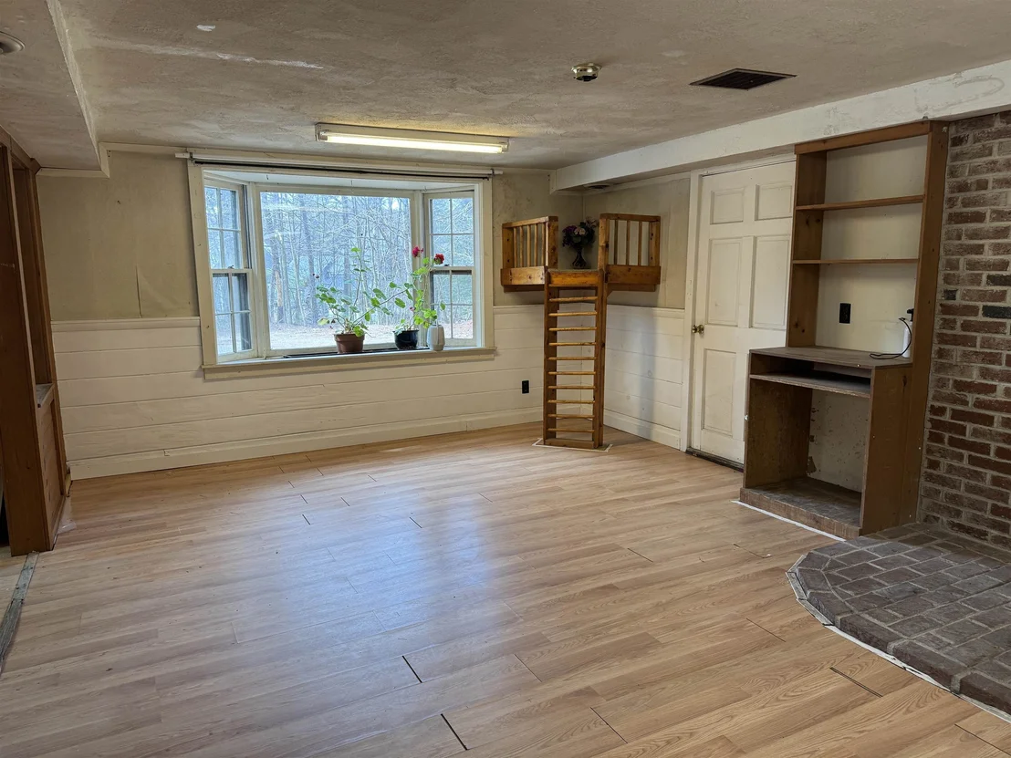 Photo of 229 Tasker Hill