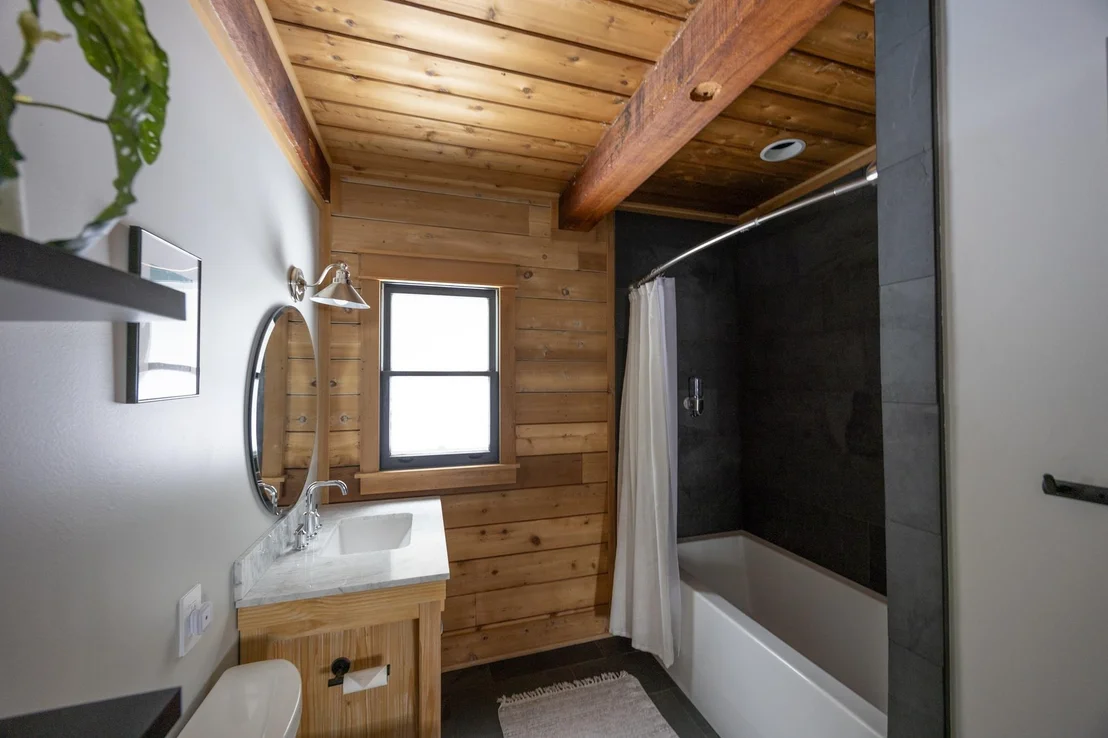 Photo of 528 Pinnacle