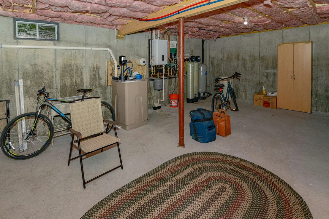 Photo of 86 Brookstone