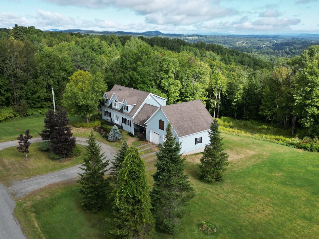 Photo of 892 Burton Hill