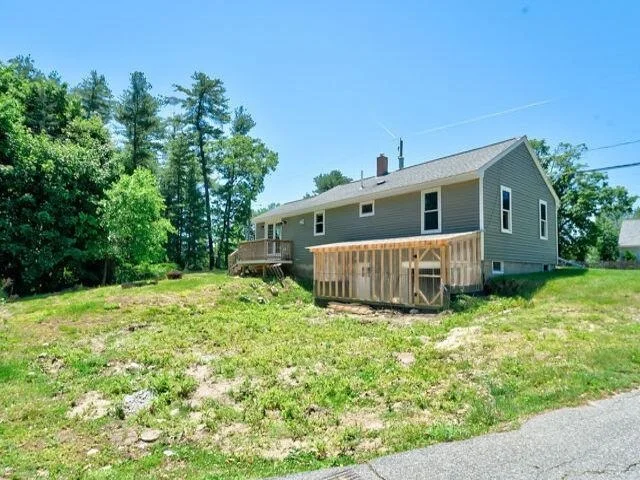 Photo of 827 Nashua