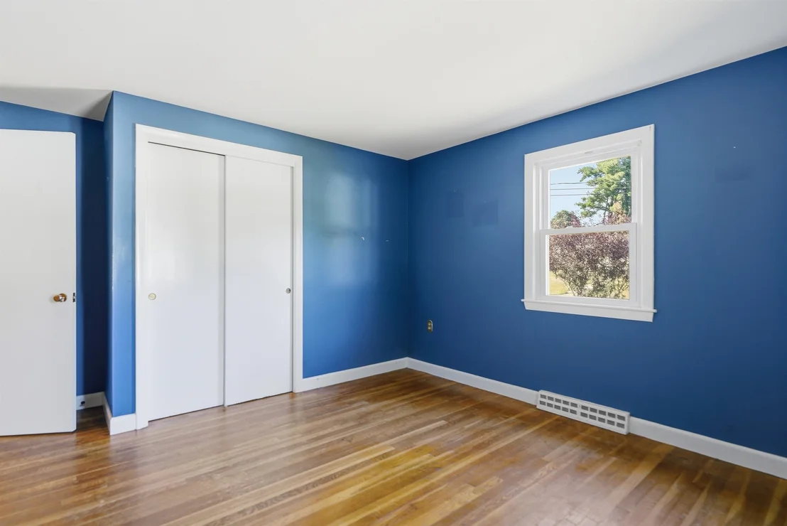 Photo of 32 Henderson