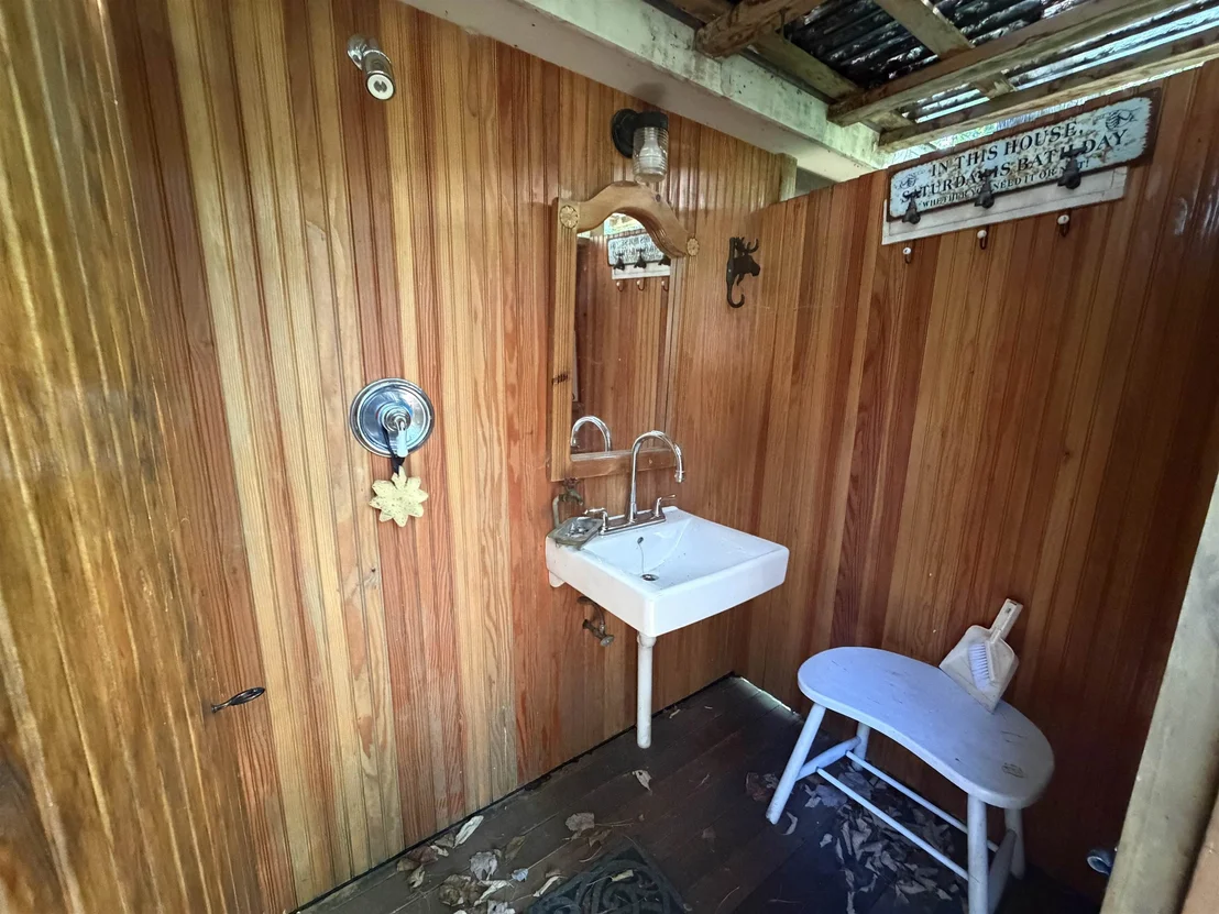 Photo of 281 Cedar Pond