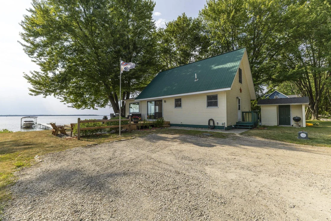 Photo of 502 Duck Point