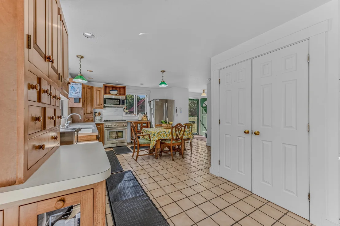 Photo of 381 Toad Hill