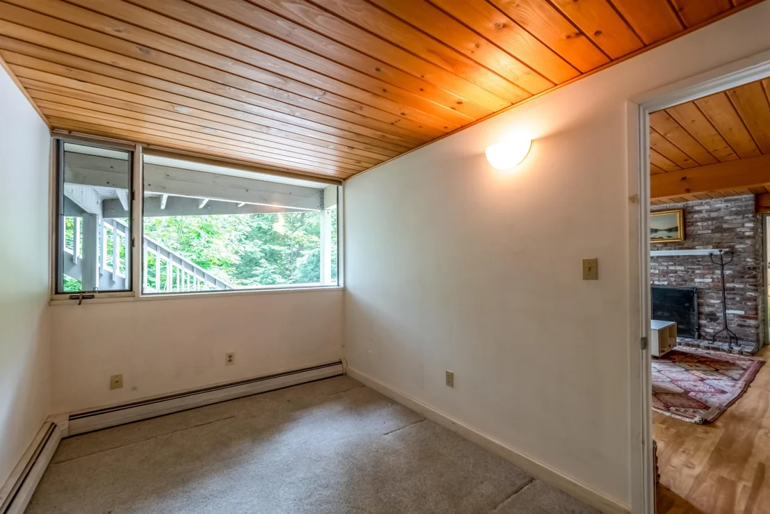 Photo of 477 Morgan