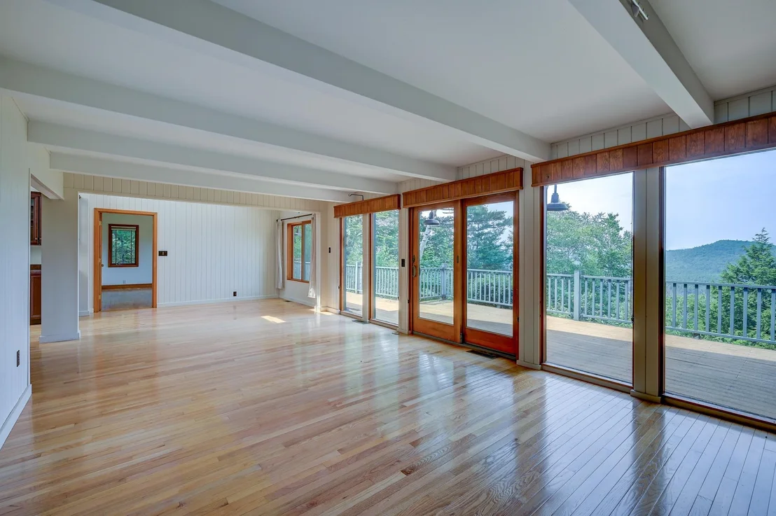 Photo of 36 Oak Ridge