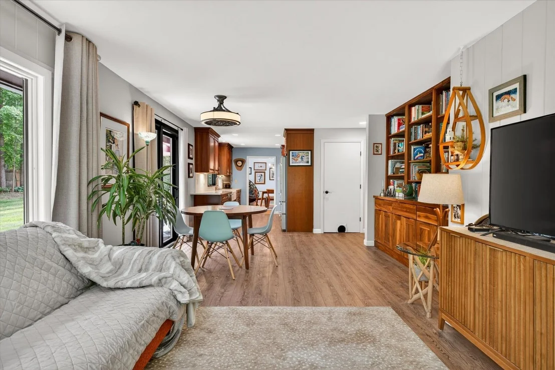 Photo of 431 Brookwood