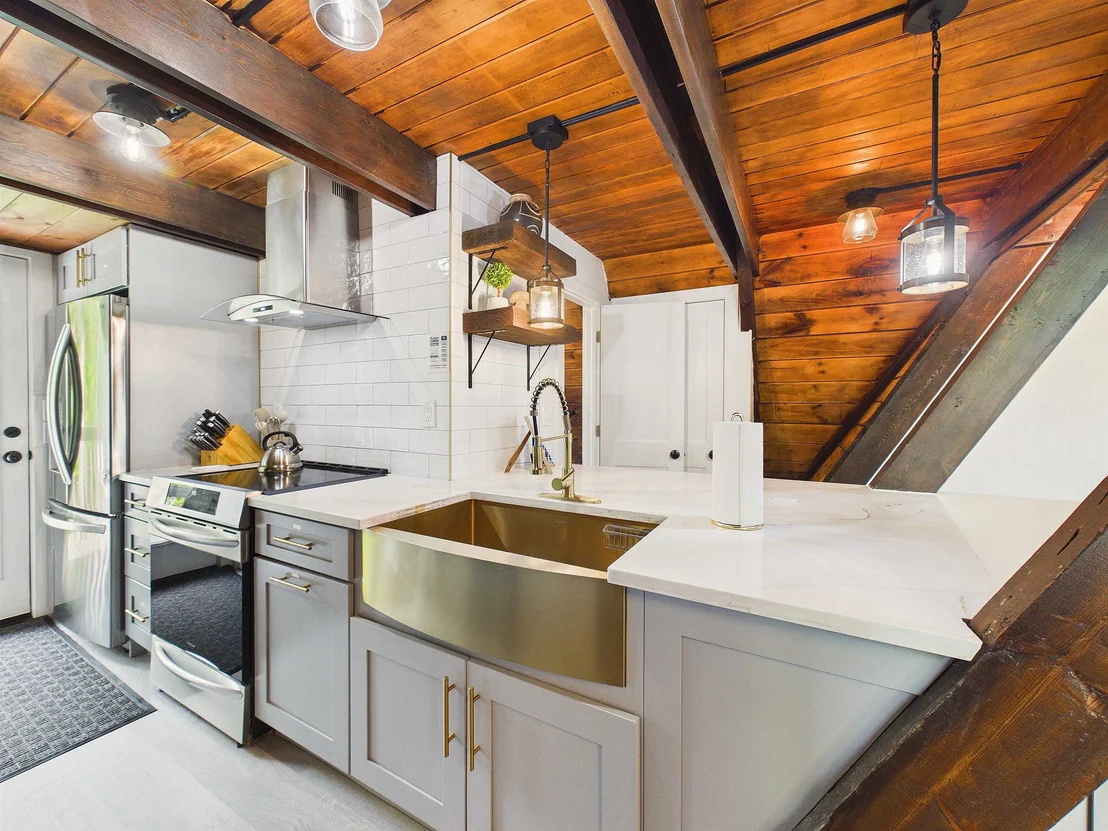 Photo of 165 Silver Spring Hill