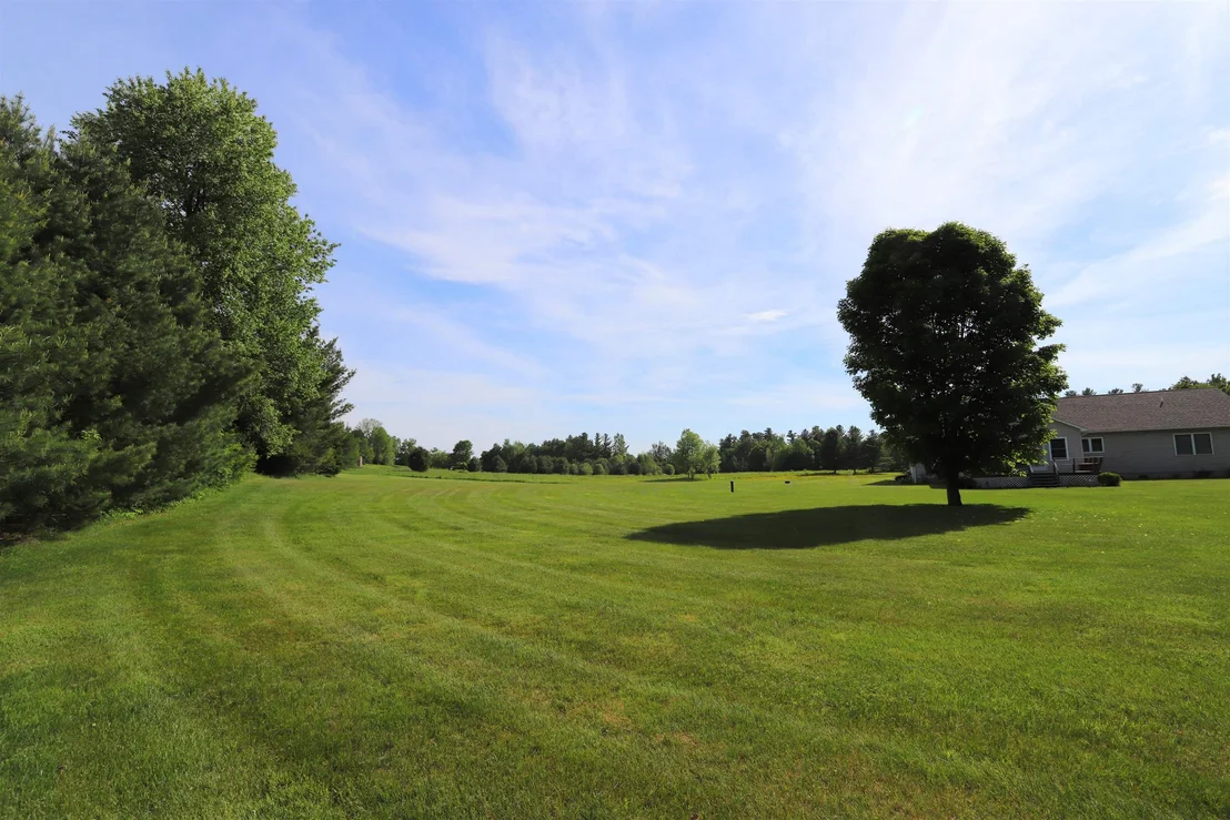 Photo of 348 Whispering Pines
