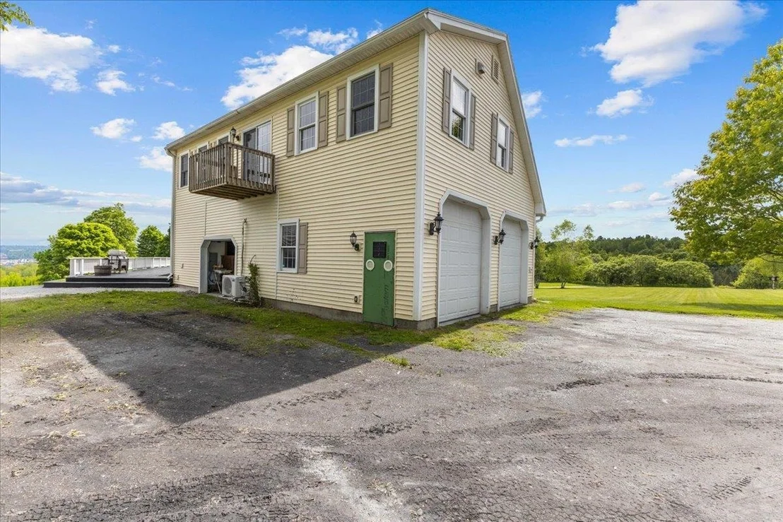 Photo of 413 Hibbard