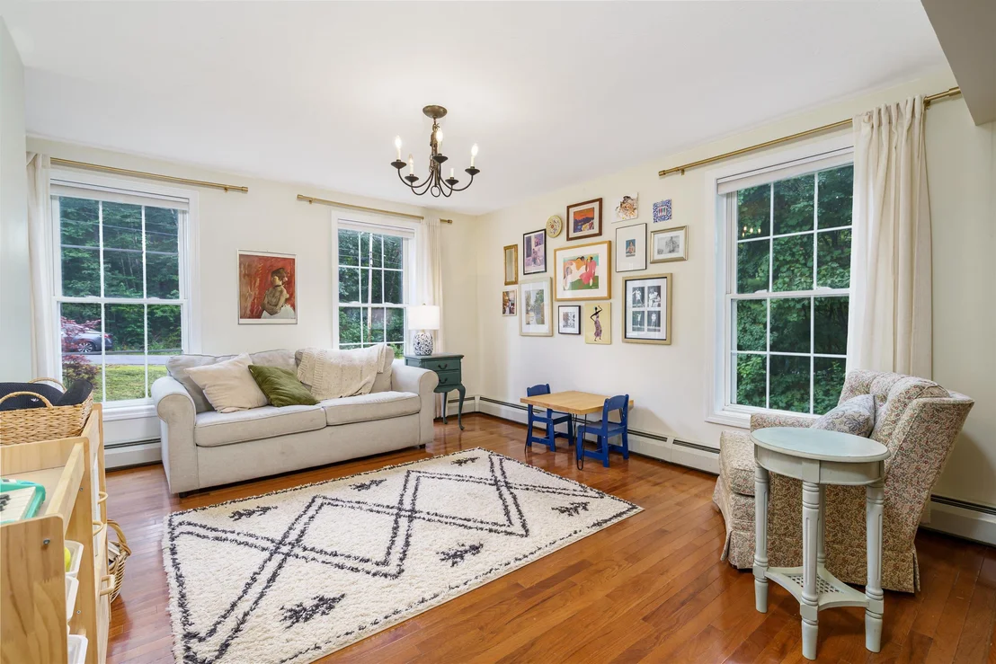 Photo of 37 Tamarack