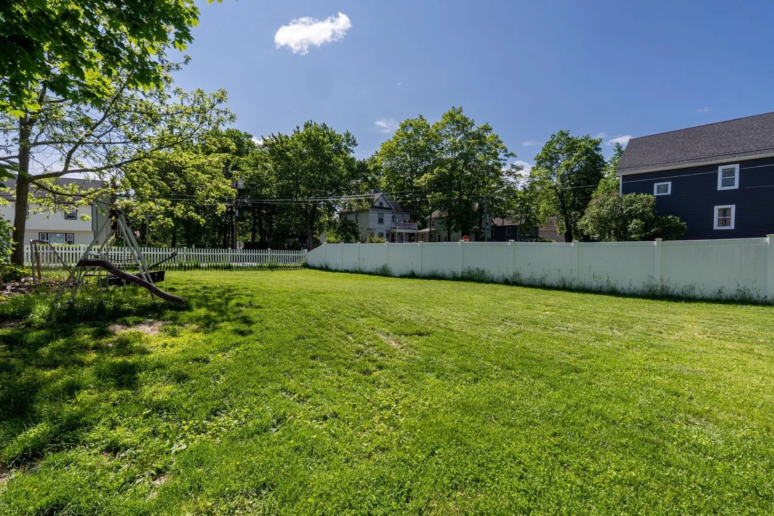 Photo of 38 High
