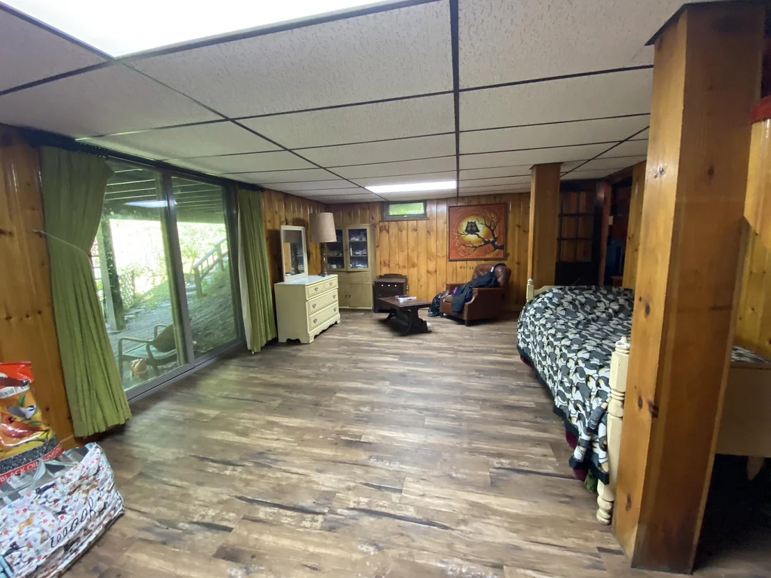 Photo of 985 Chapel Hill