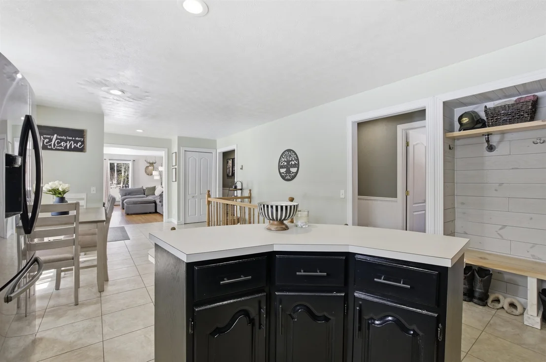 Photo of 438 Canaan Hill