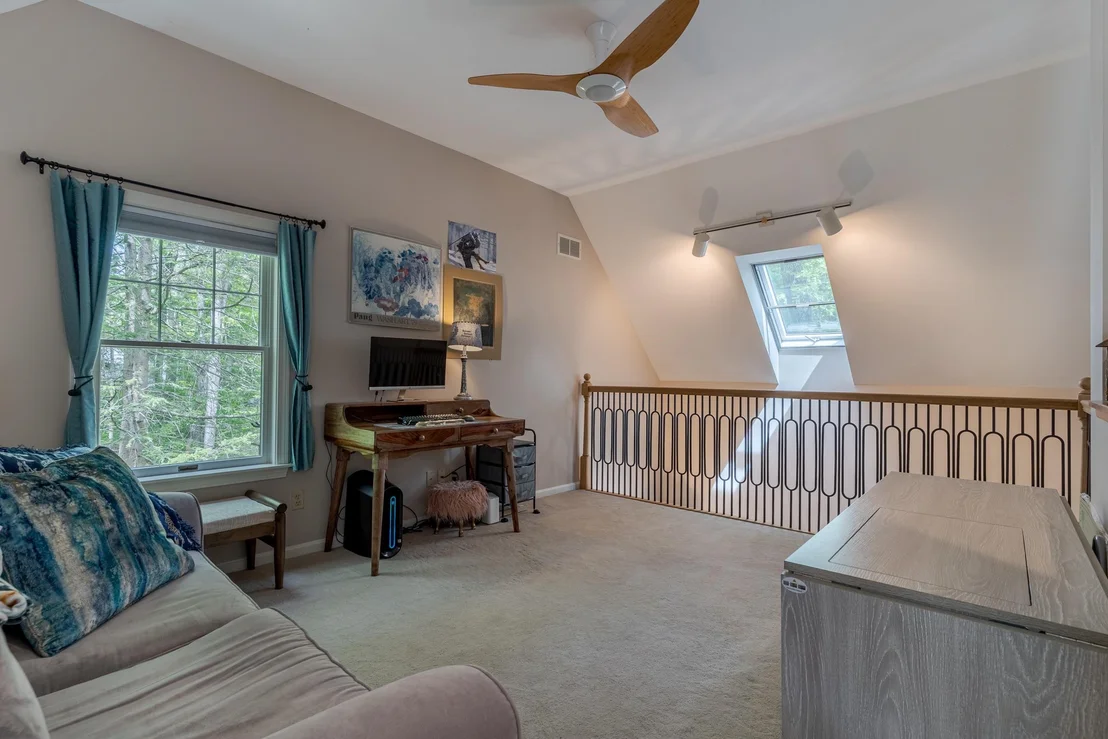 Photo of 59 Stratham Green