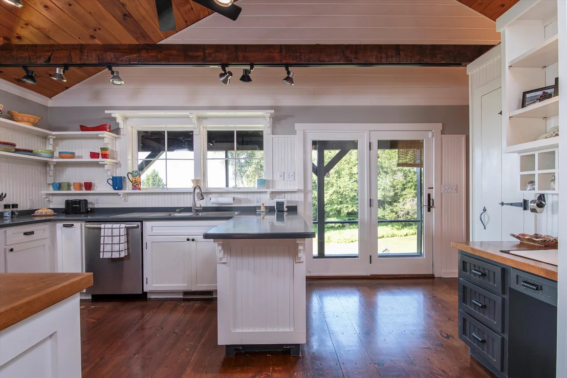 Photo of 365 Timson Hill