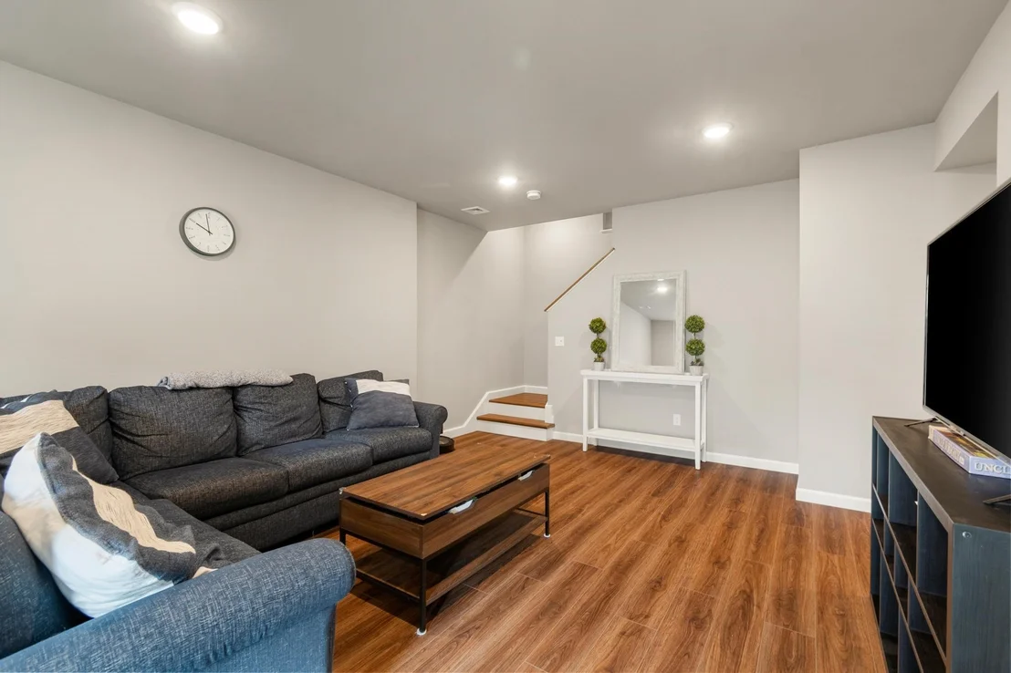 Photo of 287 Horseshoe